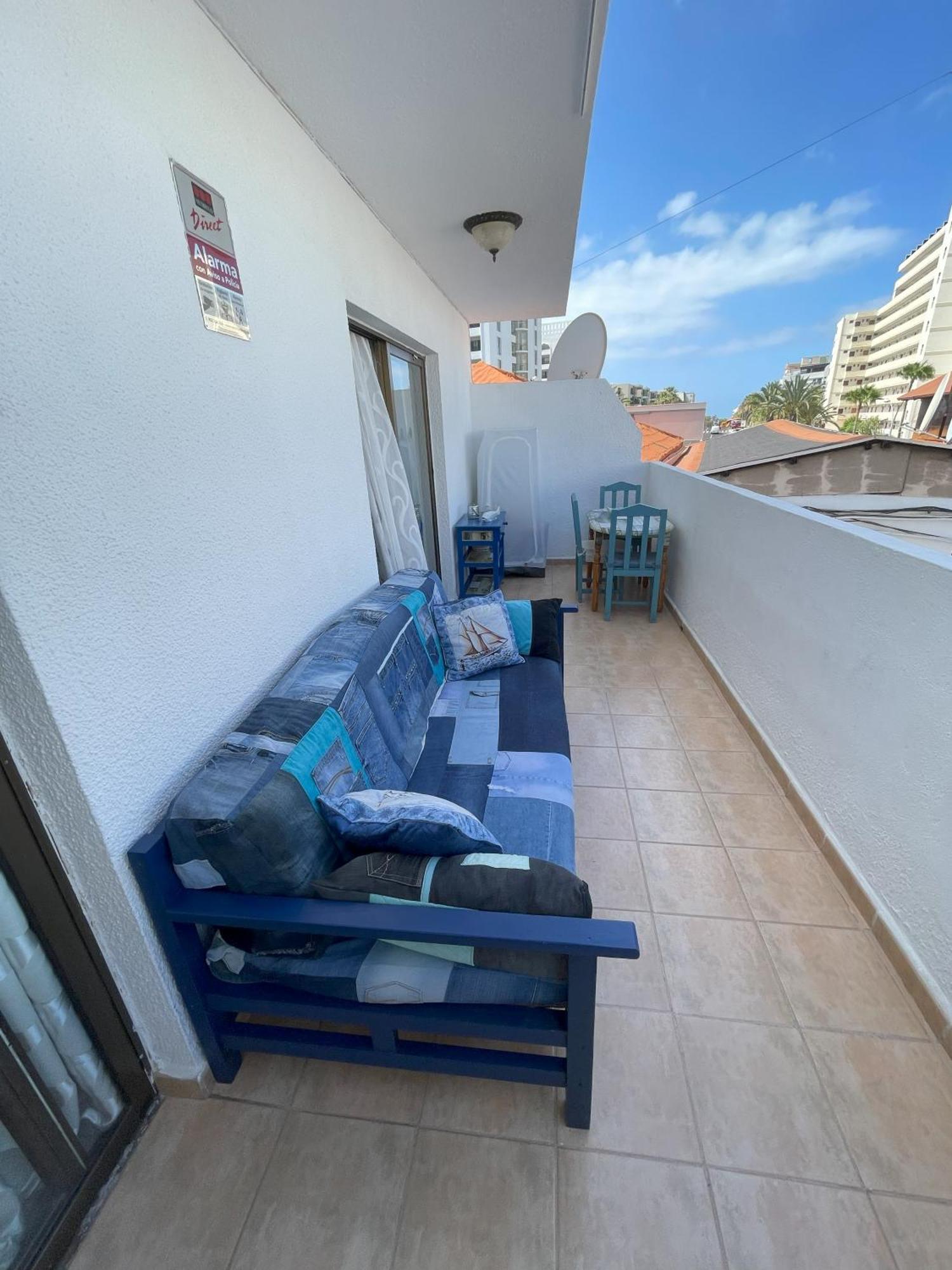 Fine Art Jeans Apartment Arona  Luaran gambar